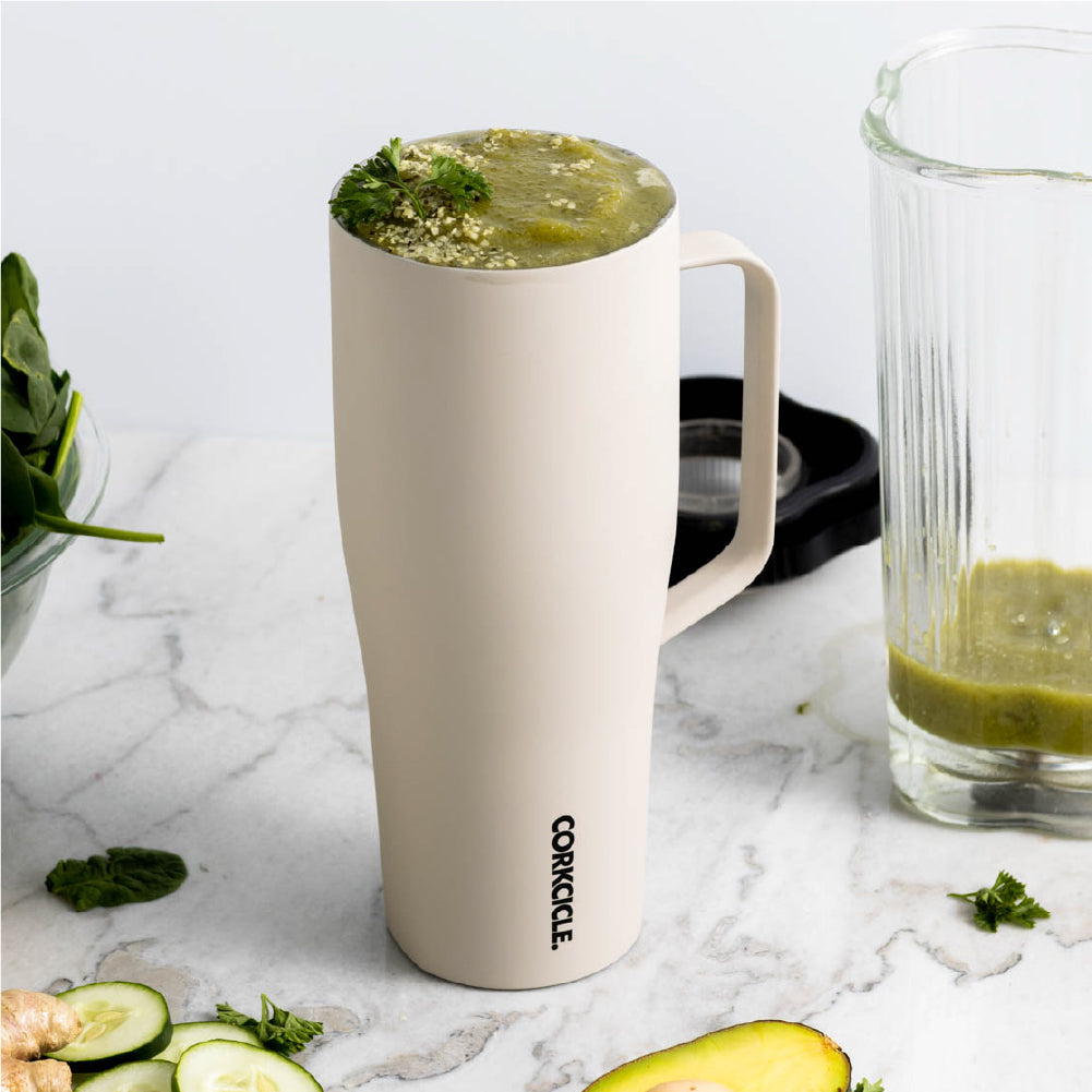cold-cup-xl-r1 588f4a27c4cf--2230CLT-lifestyle.jpg