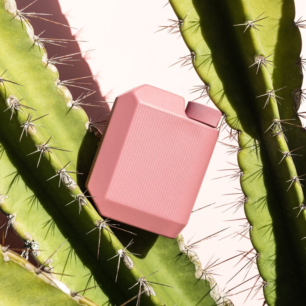cool-flask-t8 6c7babc2d202--Flask-Lifestyle-7.png