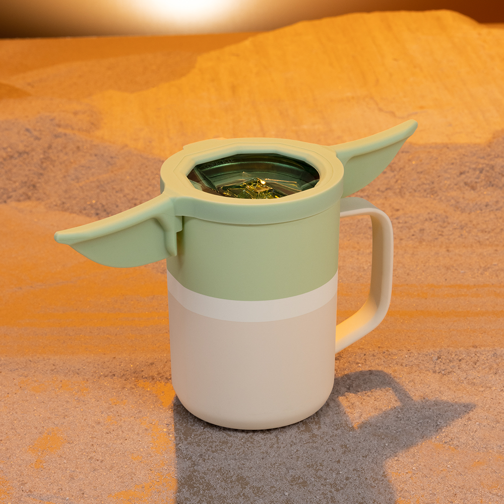 star-warstm-coffee-mug-v1 cb49bfa7ad2c--CRK-poolboy-AUG-2021-Starwars-14.png